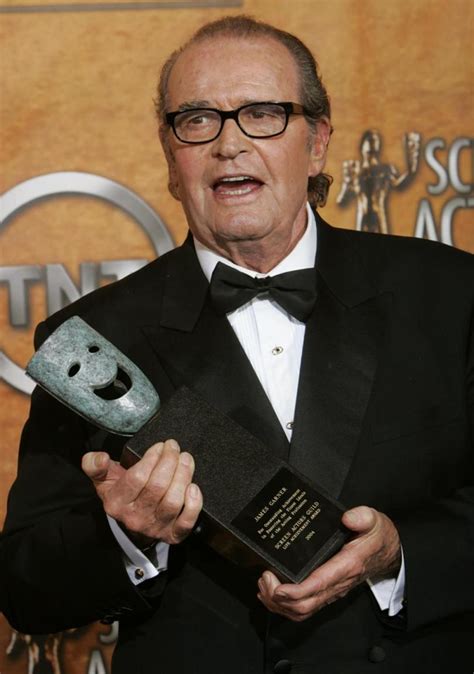James Garner Dead At 86 Celebrities React To The Actors Passing On