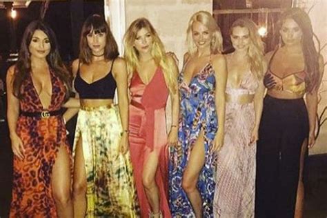 Manchester United Wag Sam Cooke Enjoys Tropical Hen Do With Model Pals