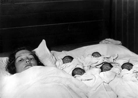 Photos On This Day In 1934 Dionne Quintuplets Are Born