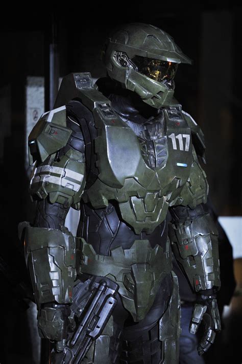 Master Chief Armor Halo 4 Forward Unto Dawn A Towering And Faceless Cybernetically Enhanced