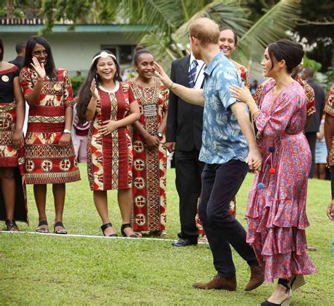 Meghan Markle And Prince Harry Step Out In Island Wear In Fiji