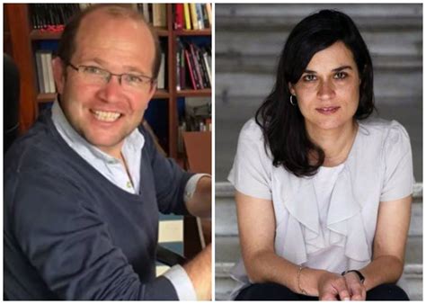 Escribe semanalmente una columna en el diario colombiano el espectador. "La revista Soho contribuyó a la traquetización del país y ...