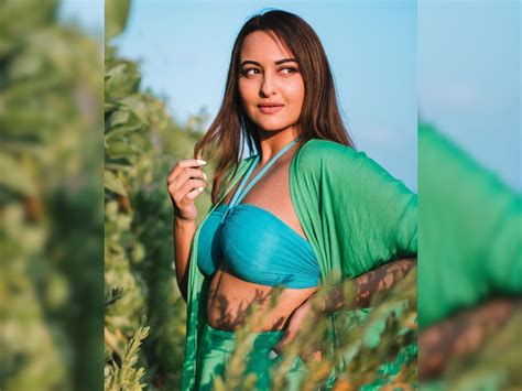 Sonakshi Sinha At 34 Opens Shrug On Camera During Photoshoot Sizzling Photos Goes Viral Over