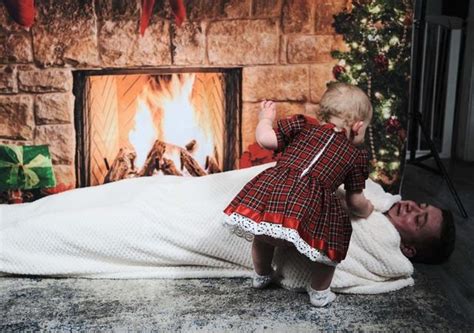 Sassy Tot Refuses To Pose In First Christmas Shoot So Desperate Dad Has