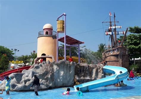 Tempat wisata terakhir yang dapat anda jadikan sebagai pilihan adalah sampit waterpark. Lokasi dan Harga Tiket Columbus Waterpark Bekasi ...