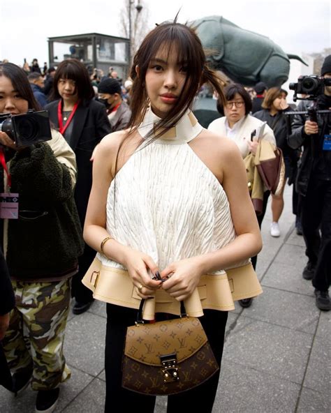 14 Year Old Newjeans Hyein Stuns With Her Model Like Vibes At Louis Vuitton Show During Paris