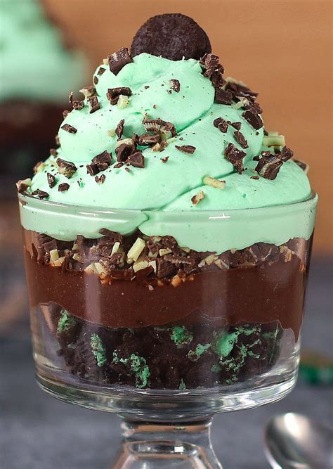Chocolate Mint Oreo Cookie Trifle Features Layer After Layer Of Minty Chocolaty Goodness Creamy