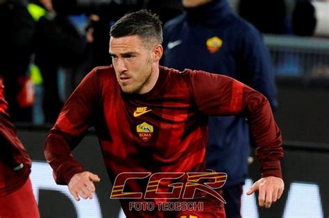 Jordan veretout statistics played in roma. Veretout: "Contento di aver ritrovato i compagni a ...