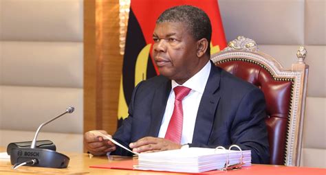 Angola Presidente Da República Exonera Diretor Geral Adjunto Da