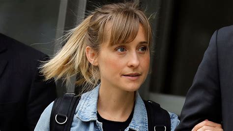 Smallville Actress Allison Mack Pleads Guilty In Sex Cult Case Variety