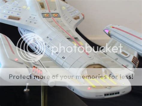 Uss Voyager Ncc 74656 Model Built With Lights Hobbyist Forums