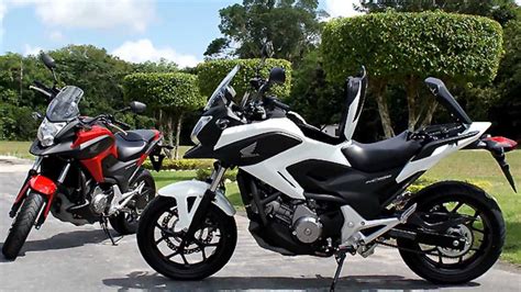 Street (s), dual sport (x). cb 300r 2013, xre 300 2013, nc 700x 2013, Linha Honda 2013 ...