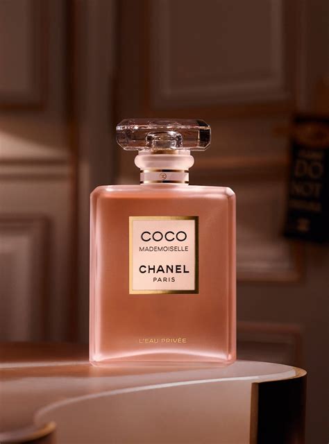 T Ng H P V I H N Coco De Chanel Perfume Tuy T V I Nh T Trieuson