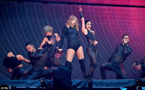 Taylor Swift Rocks A Sequinned Bodysuit As Her Reputation Tour Comes To