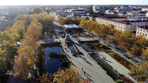 Save 32% on average when you buy in advance†. La Roche-sur-Yon. Le timbre à l'effigie de la ville vendu ...