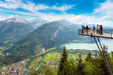 Amazingly, the interlaken line is more than 100 years old, and will lift you in stages through landscapes that almost. Camping Interlaken - Kamperen tussen meren en bergen | TUI