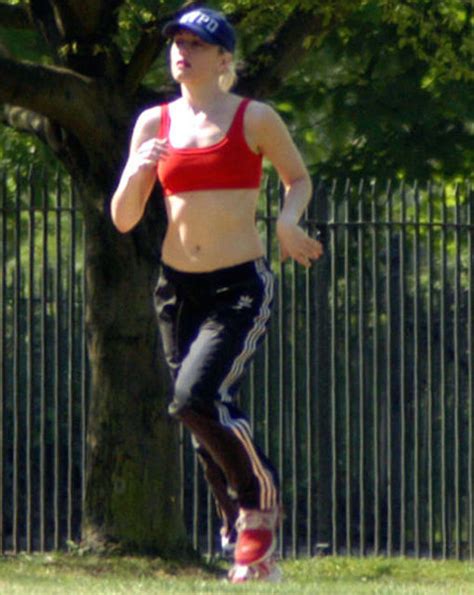 Gwen Stefani Workout And Diet Celebrity Weight Page 2