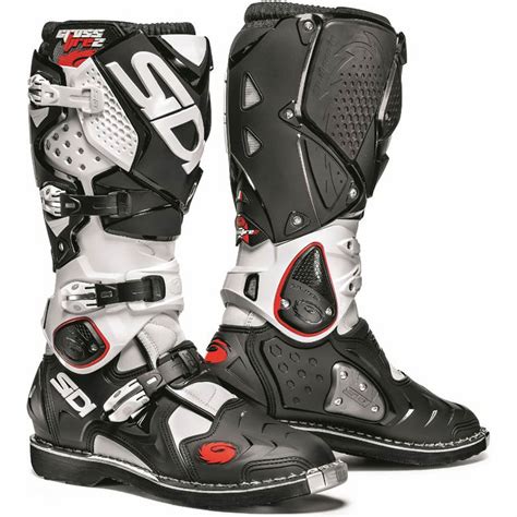 A new year is upon us and notwithstanding the piles of white cold stuff outside, my first evaluation of 2010 comes up as a positive experience. SIDI CROSSFIRE 2 MX ENDURO OFF ROAD STEEL TOE SRS ...