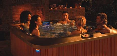 Relaxing Weekends With Friends Hot Tub Jacuzzi Jacuzzi Spas