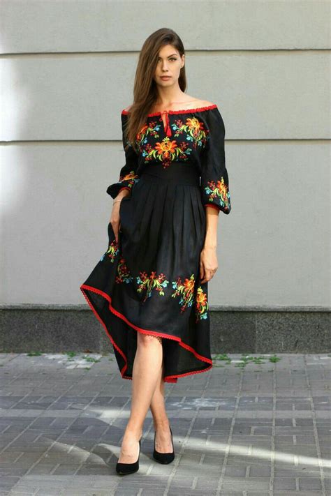 Floral Print Black Boho Midi Dress | Mexican style dresses, Mexican