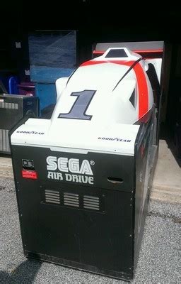 Super monaco gp is a racing video game developed and published by sega. Super Monaco gp arcade air ride | #419011278