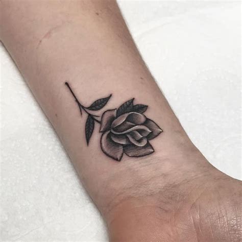 Second you need to understand shop fees like how much it costs just for setup which can range from $30 to $50 and sometimes more. Prices - Cloak and Dagger Tattoo Parlour London