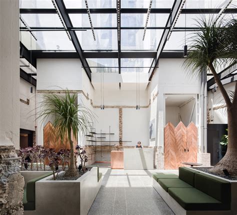 3 Beautiful Hotel Lobby Designs That Are Welcome Sights
