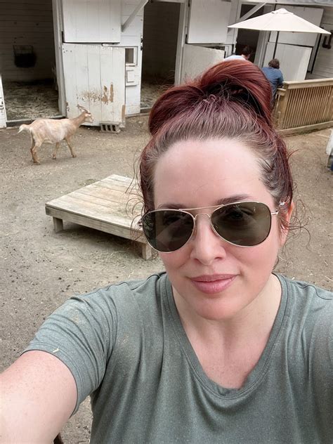 tw pornstars 2 pic maggie green official 🐆 twitter i volunteered at a goat sanctuary 🐐♥️