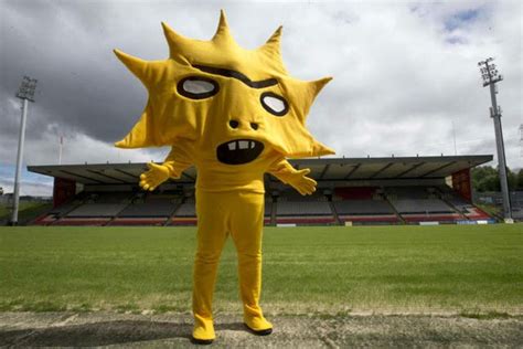 The 14 Most Terrifying Mascots Of All Time Indy100 Indy100