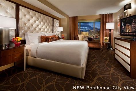 Shark reef at mandalay bay9.1 km. Penthouse City View Suite at MGM Grand | One bedroom ...