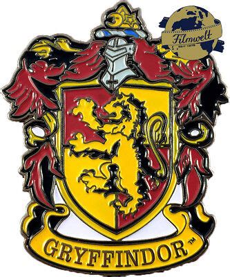 Gryffindor, hufflepuff, ravenclaw oder vielleicht sogar slytherin? Harry Potter PIN Gryffindor Wappen - exklusive Sammler ...