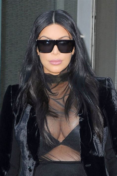 Take a look on kuwtk. Pregnant KIM KARDASHIAN Leaves Her Apartment in New York ...