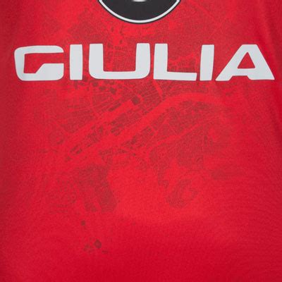 841,543 likes · 3,996 talking about this. Unique Eintracht Frankfurt 'Alfa Romeo' 2016 Kit Released ...