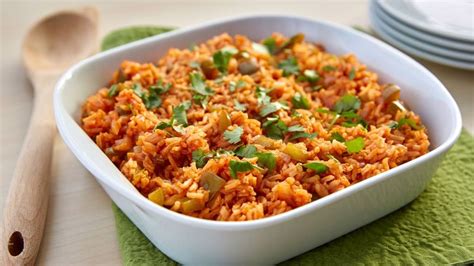 Margarine, 2 cups water, special seasonings and 1 can (14.5. Recipes That Have Ground Beef & Spanish Rice / One Pan ...