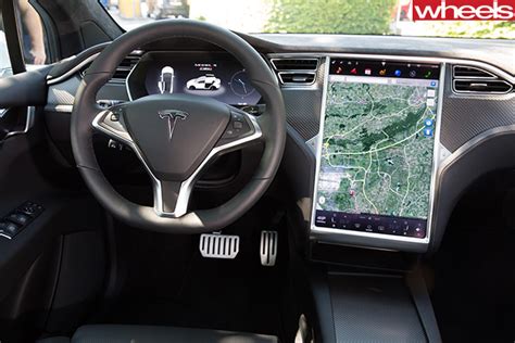 Model x is the best suv to drive, and the best suv to be driven in. 2017 Tesla Model X review