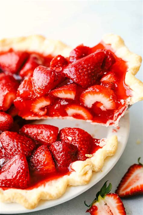 The Easiest Fresh Strawberry Pie | The Recipe Critic