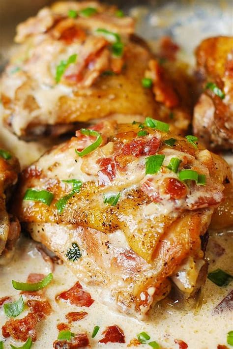 Find fried chicken ideas, recipes & menus for all levels from bon appétit, where food and culture meet. Pan-Fried Chicken with Creamy Bacon Sauce - Julia's Album