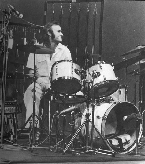 Welken Empfangshalle Römisch Phil Collins Schlagzeug Windgepeitscht Durchschauen Subjektiv