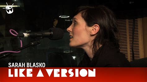 Sarah Blasko Covers Outkast Hey Ya For Like A Version Youtube Music
