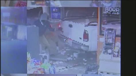 Stolen Atm Getaway Truck Found After Smash And Grab Robbery Abc13
