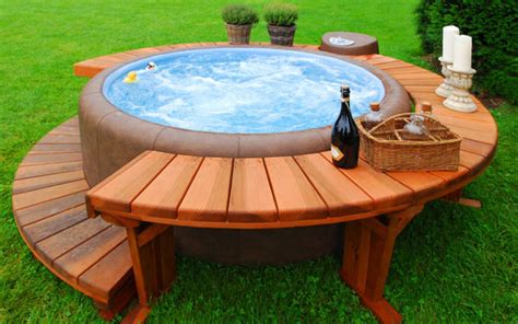 A bath tub with jets in it like a spa whirlpool baths are now availabe in also in a combination of whirlpool and airpool the more the jets in whirlpool i have seen a whirlpool near a cliff. 20 Hot tubs For Bathing Relaxation - The WoW Style