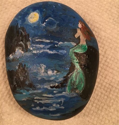 Amazing *u* beautiful painting, so soft! 464 best images about Painted rocks mermaids on Pinterest ...