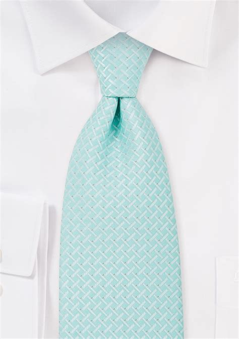 Light Turquoise Mens Necktie In Xl Length Bows N