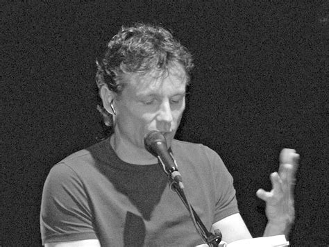 Ueli schmezers matterlive ausschnitte aus dem neuen programm. Ueli Schmezer machte mit «MatterLive» die Premiere