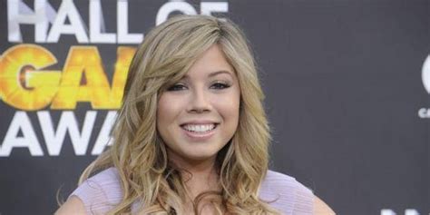 Racy Lingerie Selfies Of Nickelodeons Icarly Star Jennette Mccurdy