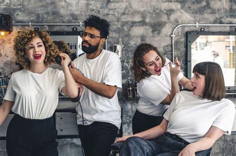 Cheveux Courts - Signification Et Symbolisme Des Rêves » InterpretationReve