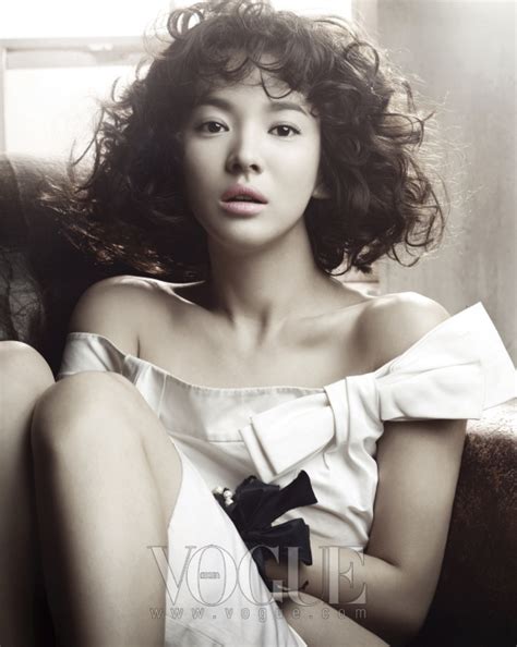 • 8,4 млн просмотров 4 года назад. Filebook: Korea's Sweetheart Song Hye Kyo