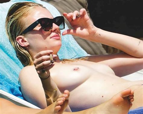 Sophie Turner Nude Topless 10 Pics Xhamster