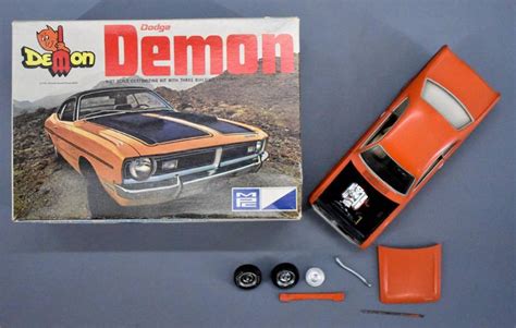 Mpc 1971 Dodge Demon Built Up 125 Scale Model Kit In