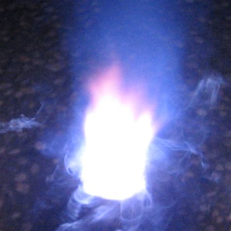 The electrical energy comes from a d.c. Amazing Rust.com - Flame Test